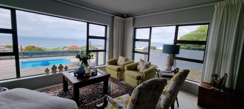 5 Bedroom Property for Sale in Reebok Western Cape